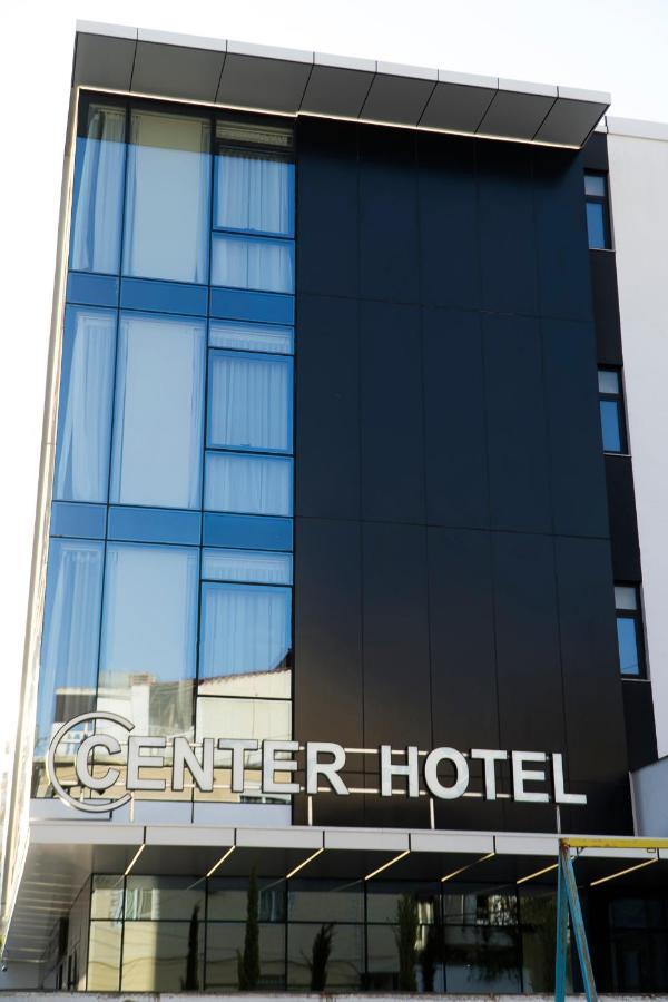Center Hotel ซารานเดอ ภายนอก รูปภาพ