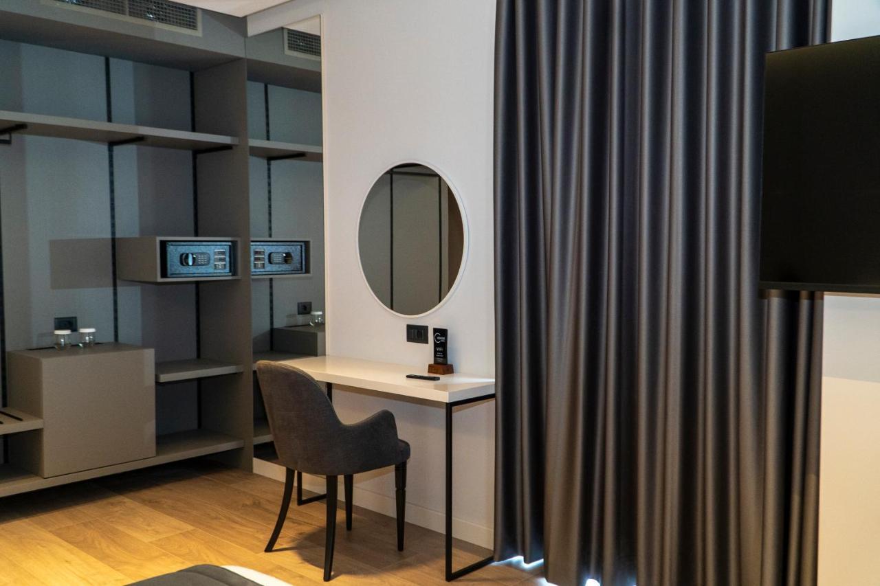Center Hotel ซารานเดอ ภายนอก รูปภาพ